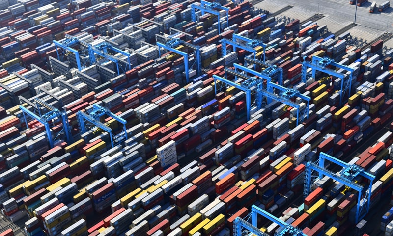 stack met containers